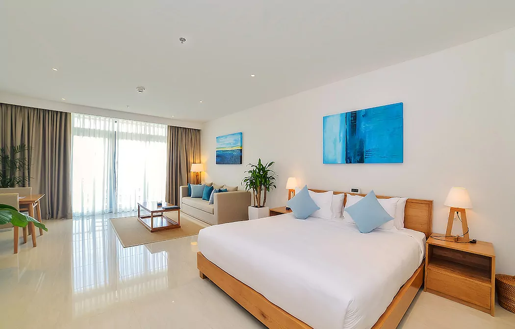 OCEAN SUITES STUDIO FOR RENT IN THE OCEAN VILLA DA NANG