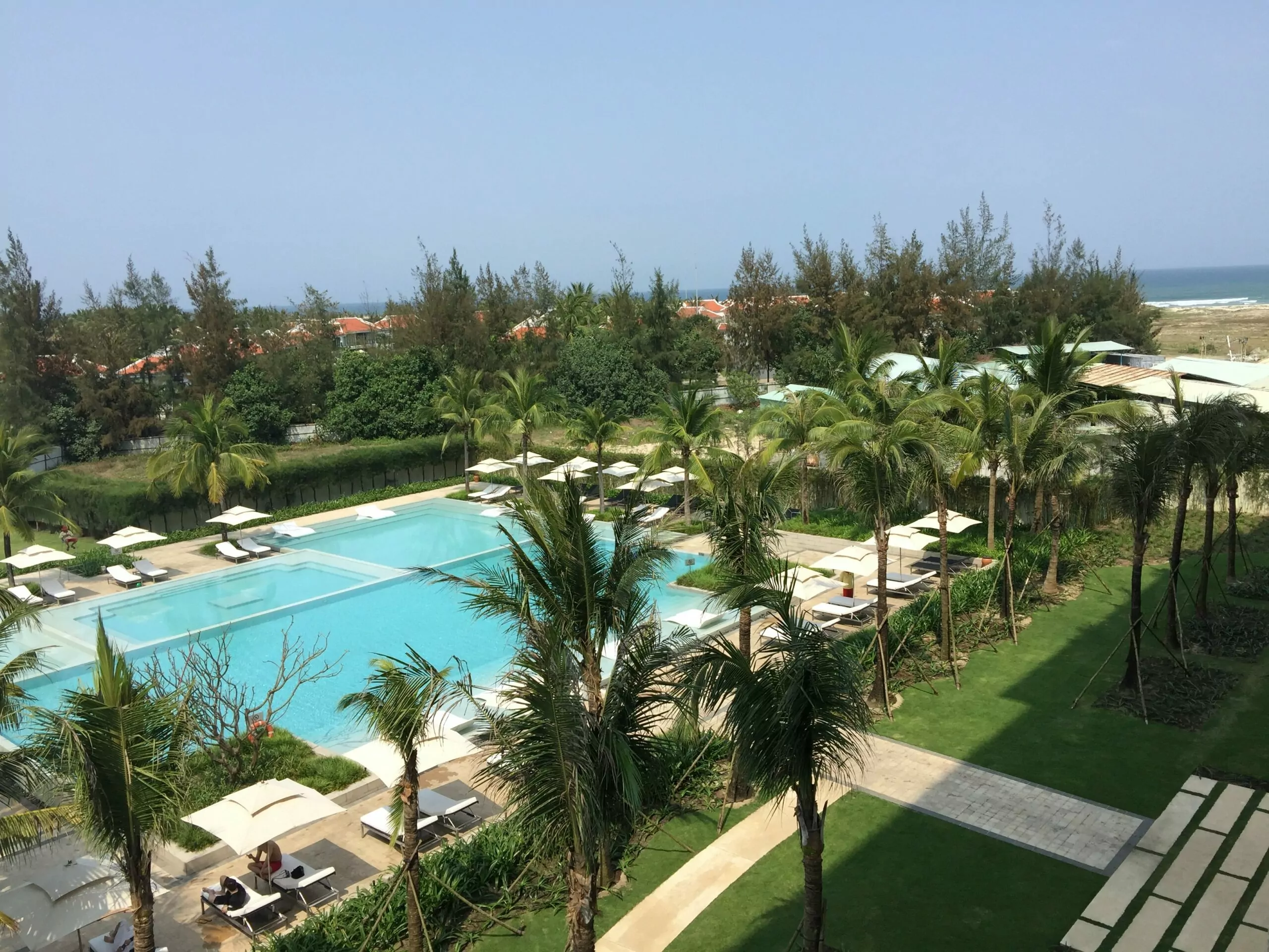 2 BEDROOM OCEAN SUITES APARTMENT IN DANANG FOR SALE