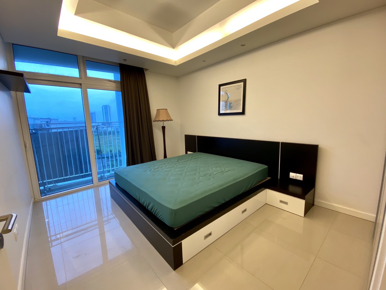 1 BEDROOM APARTMENT FOR SALE IN AZURA BUILDING DA NANG