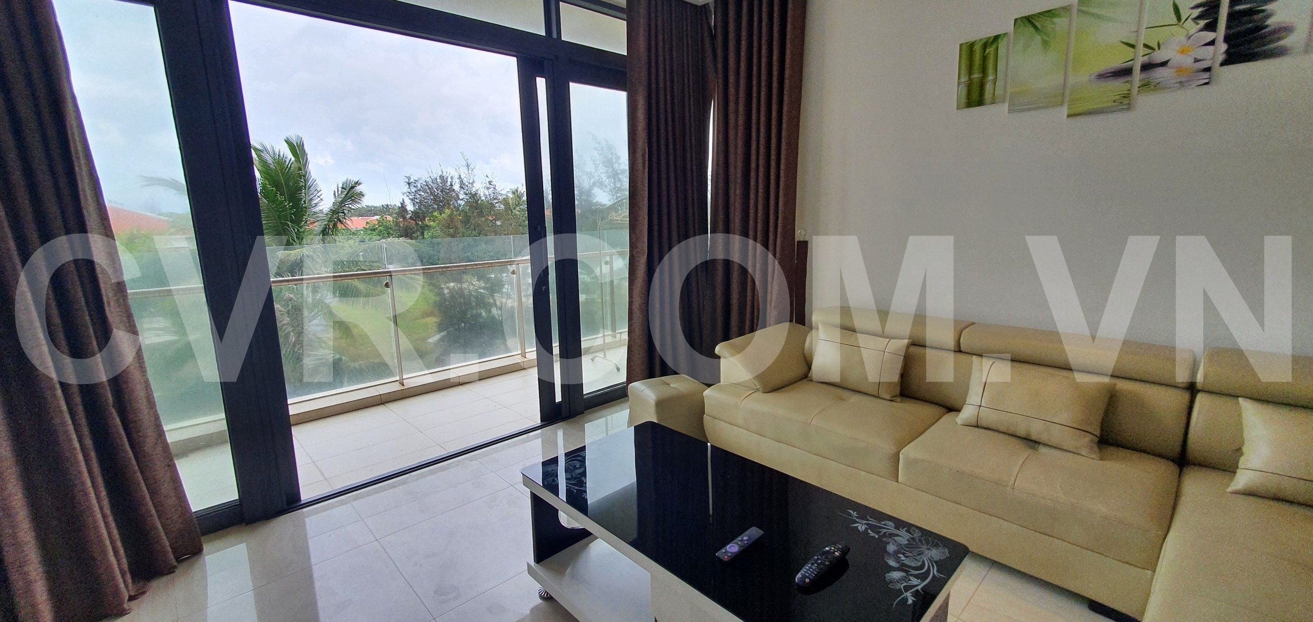 OCEAN VIEW CORNER 2 BDR APARTMENT FOR SALE IN THE OCEAN SUITES, DA NANG