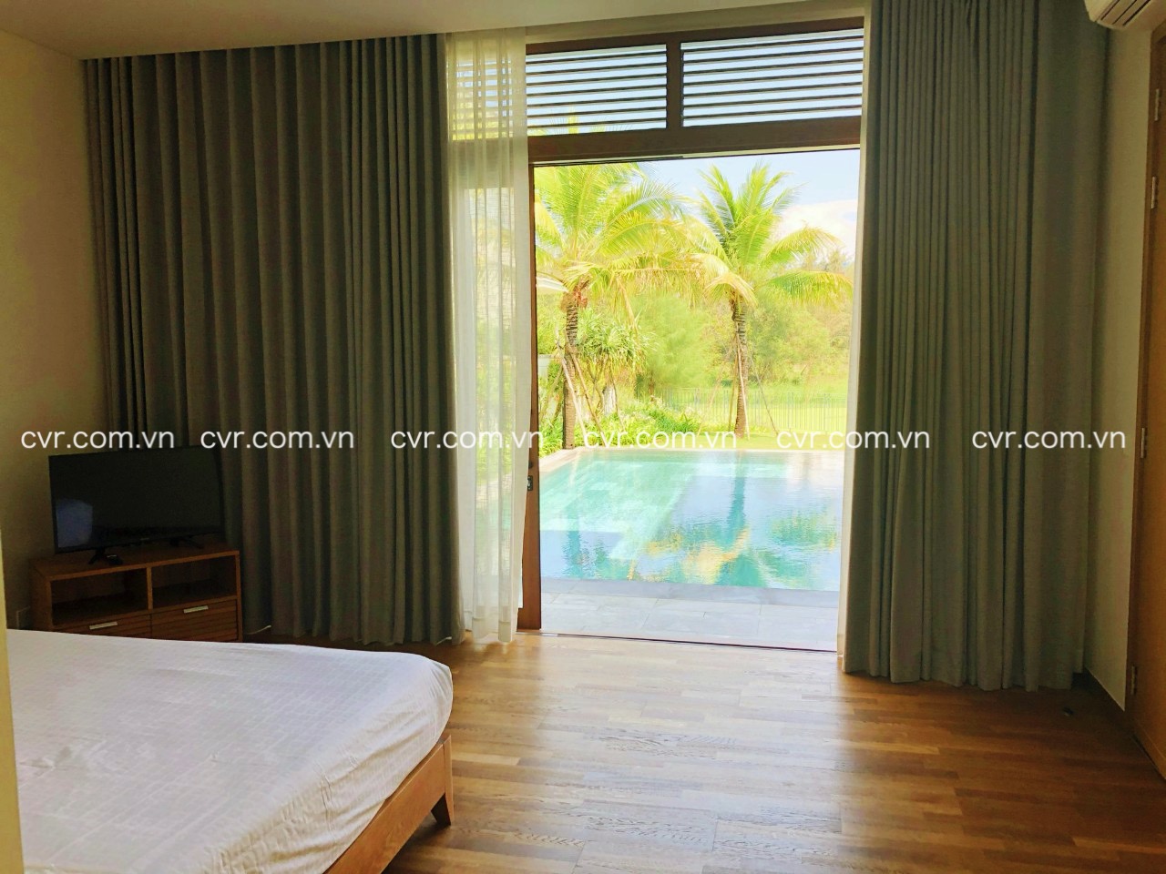 LUXURY 4BDR OCEAN ESTATES VILLA FOR RENT, DA NANG