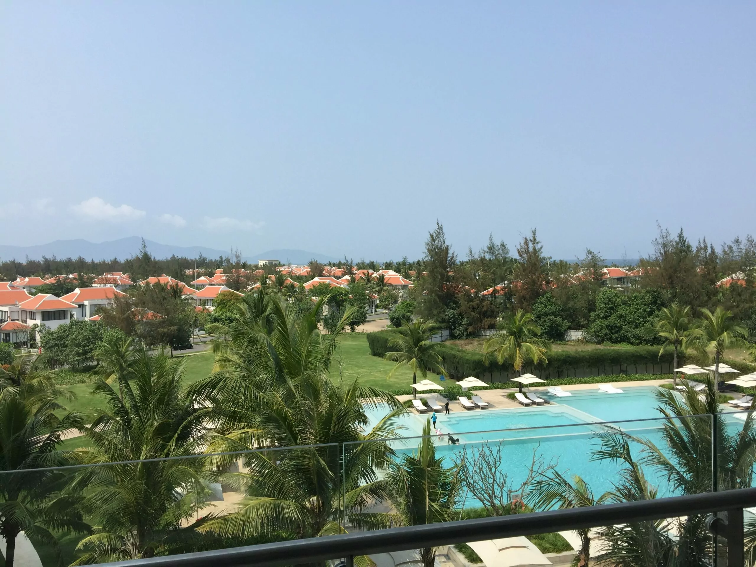 2 BEDROOM OCEAN SUITES APARTMENT IN DANANG FOR SALE