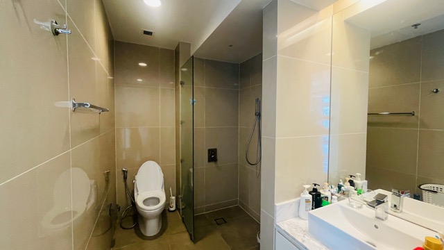 2 BEDROOM APARTMENT AZURA BUILDING FOR SALE IN DA NANG