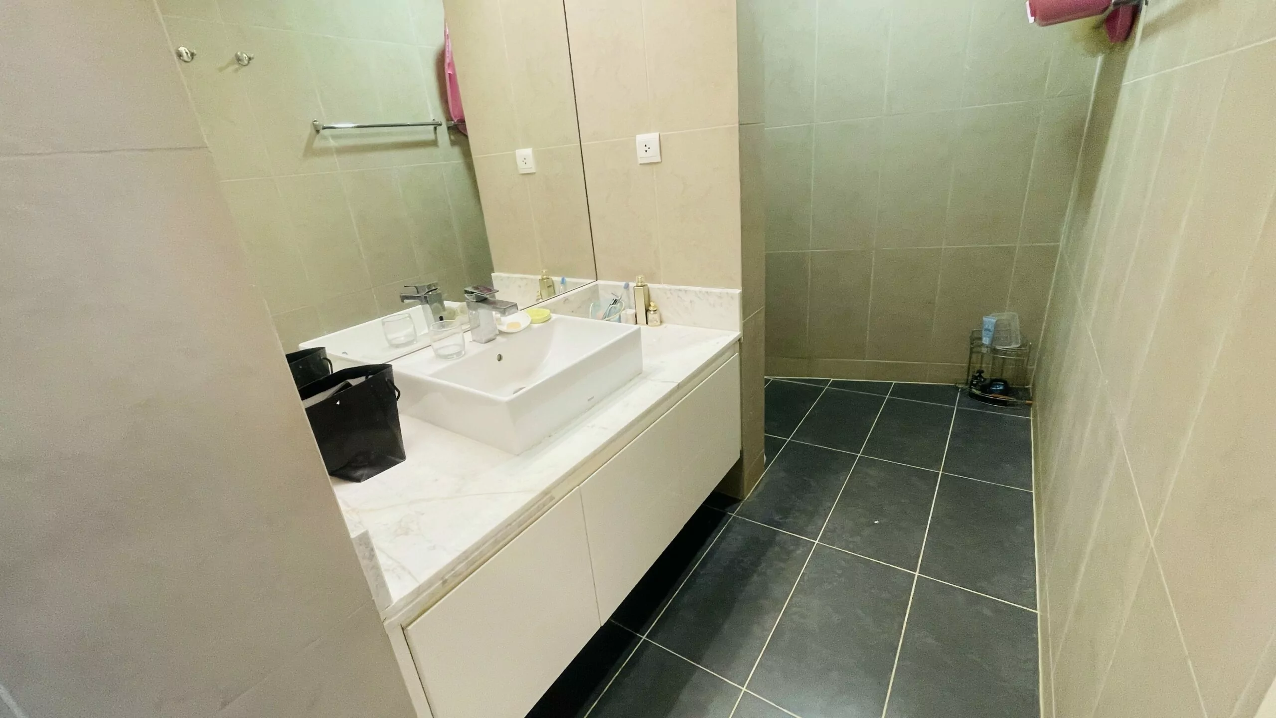 2 BEDROOM APARTMENT FOR SALE - AZURA DANANG
