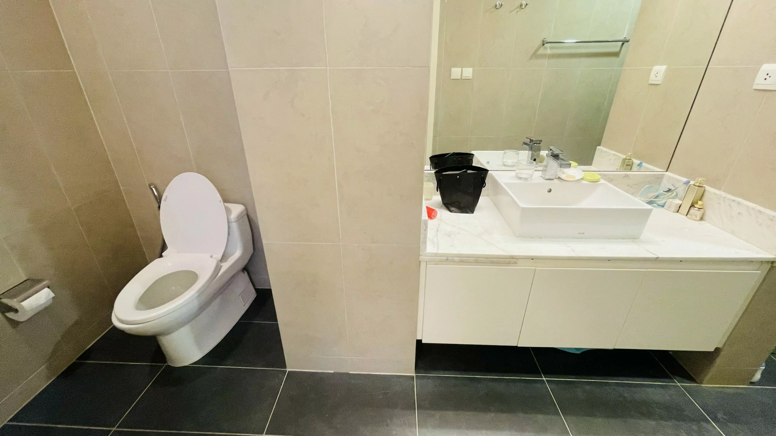2 BEDROOM APARTMENT FOR SALE - AZURA DANANG