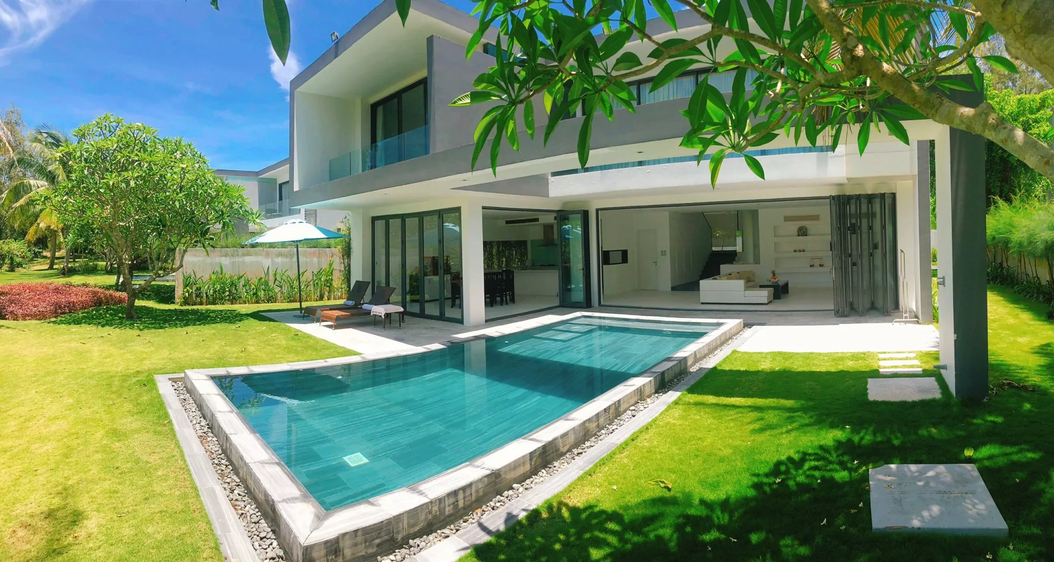 DUNE RESIDENCES DANANG GOLF COURSE VILLA FOR SALE