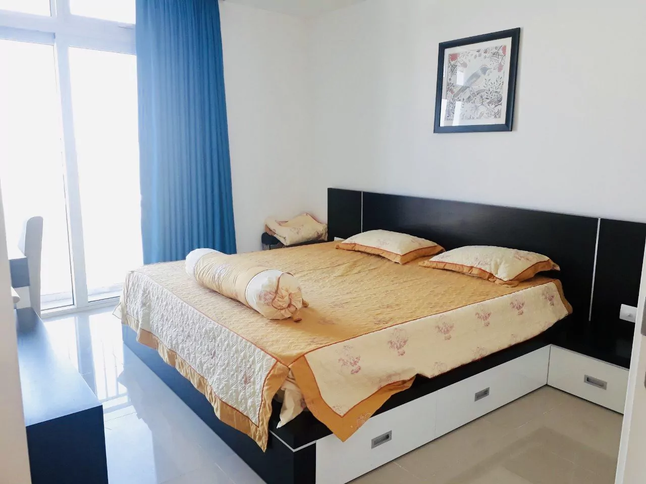 1 BEDROOM HIGH FLOOR APARTMENT FOR SALE IN AZURA DA NANG