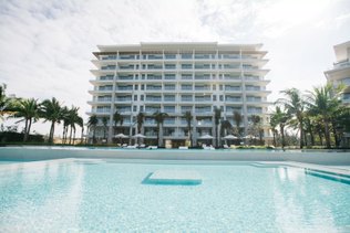 2 BEDROOM OCEAN SUITES APARTMENT FOR RENT IN THE OCEAN RESORT DA NANG