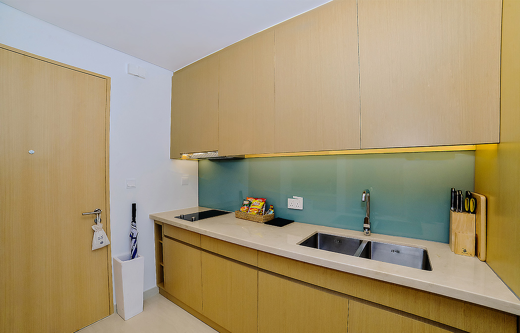 OCEAN SUITES STUDIO FOR RENT IN THE OCEAN VILLA DA NANG