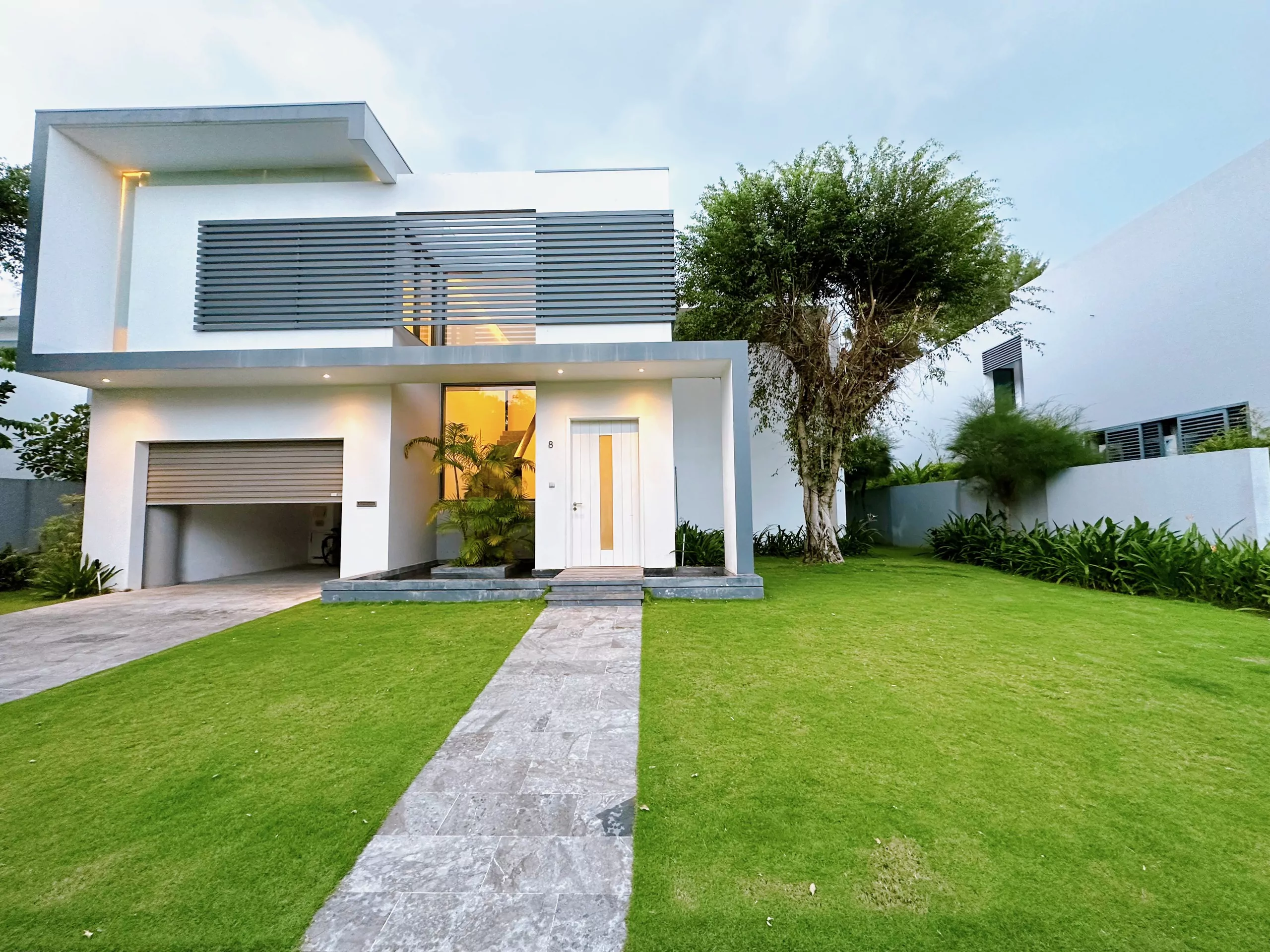THREE BEDROOM THE DUNE VILLA FOR RENT IN DA NANG
