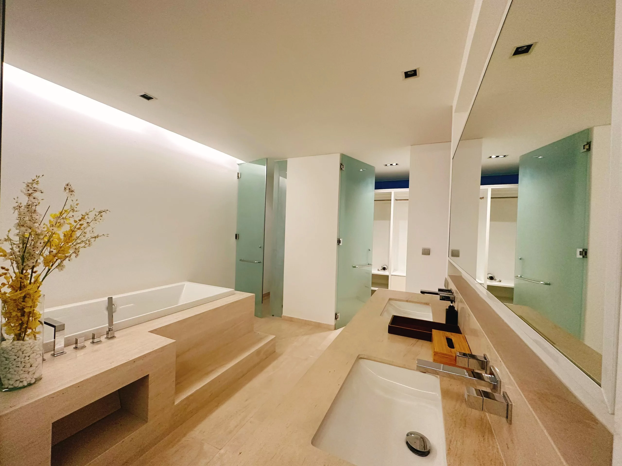 THREE BEDROOM THE DUNE VILLA FOR RENT IN DA NANG