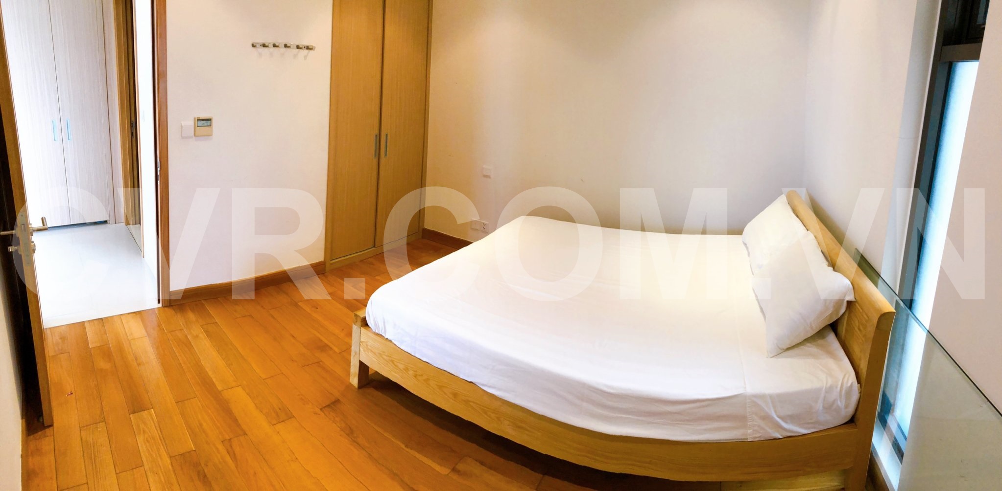 CORNER 2 BDR APARTMENT FOR SALE IN THE OCEAN SUITES, DA NANG