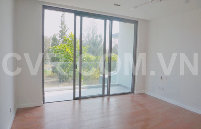 THE POINT GOLF COURSE VILLA 3BDR FOR SALE IN DA NANG