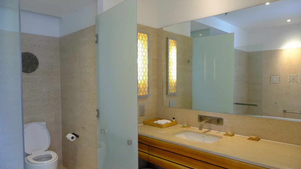 3 BEDROOM APARTMENT FOR SALE IN HYATT REGENCY DA NANG