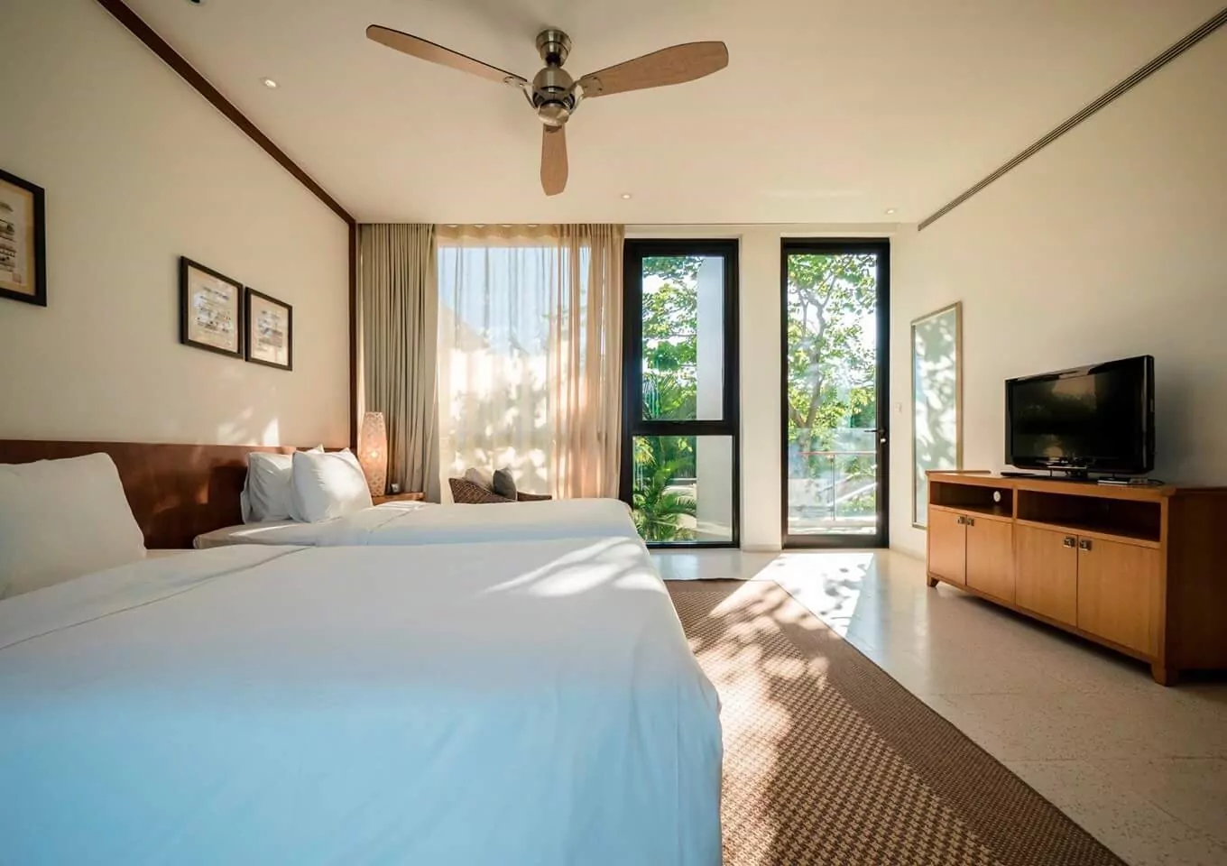 HYATT REGENCY BEACH VILLA FOR SALE IN DA NANG