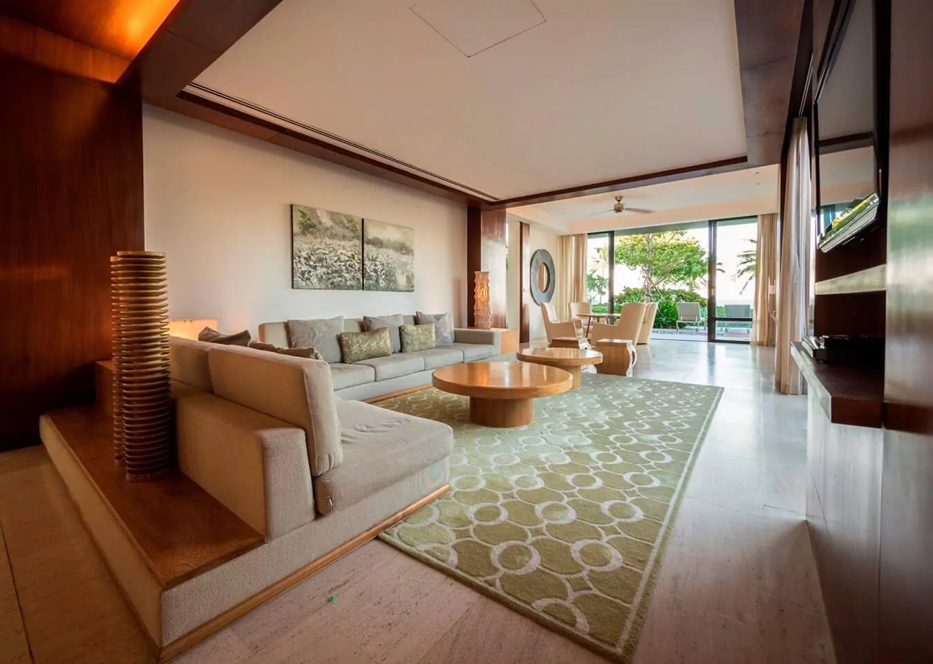 HYATT REGENCY BEACH VILLA FOR SALE IN DA NANG