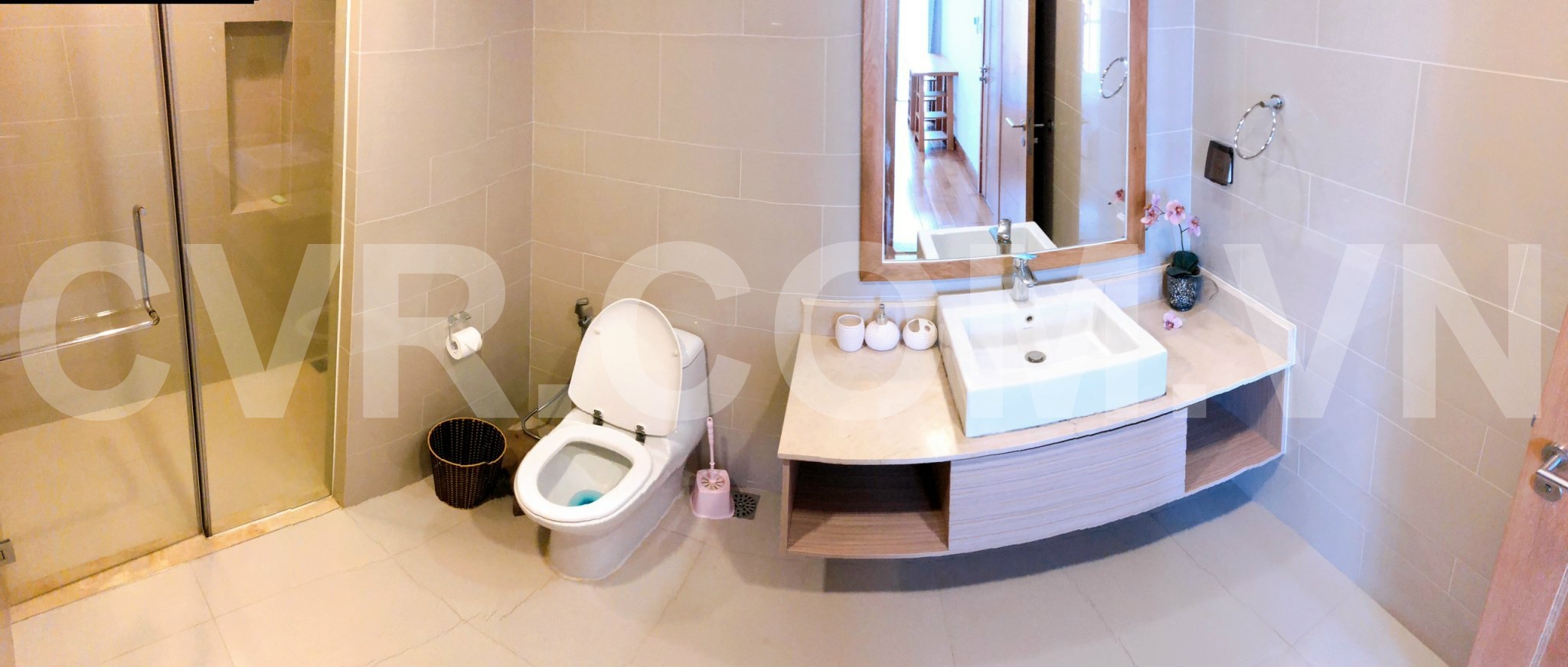 CORNER 2 BDR APARTMENT FOR SALE IN THE OCEAN SUITES, DA NANG